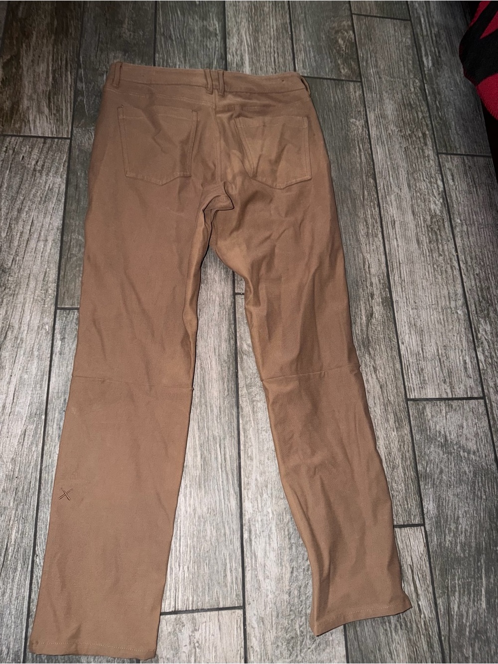 Cuts Men’s Pants
